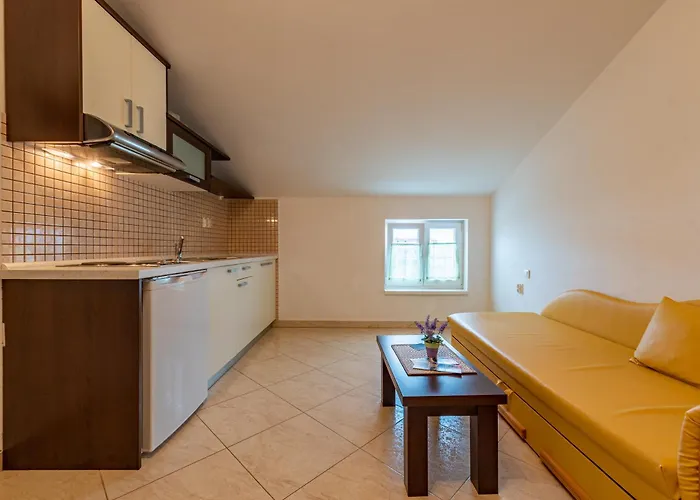 Haus Toni Lejlighed Ražanac