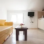 Apartment Haus Toni Razanac