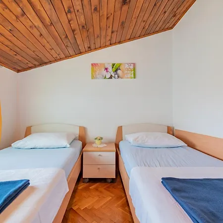 Apartment Haus Toni