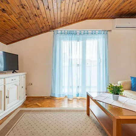 Apartment Haus Toni *