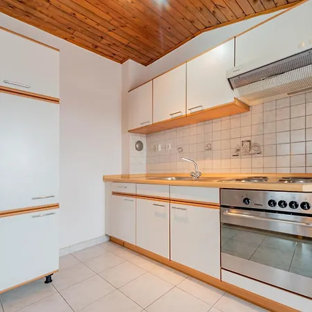 Haus Toni Apartman *