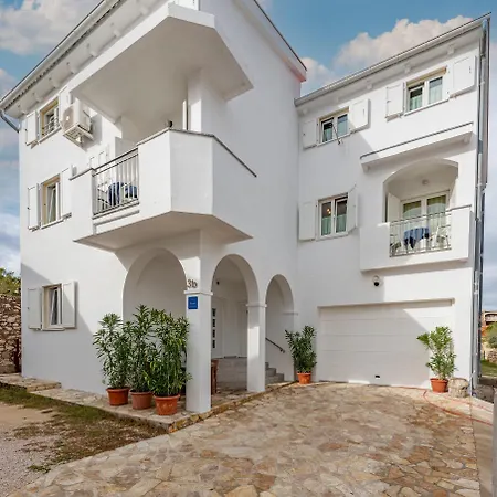 Haus Toni Apartment