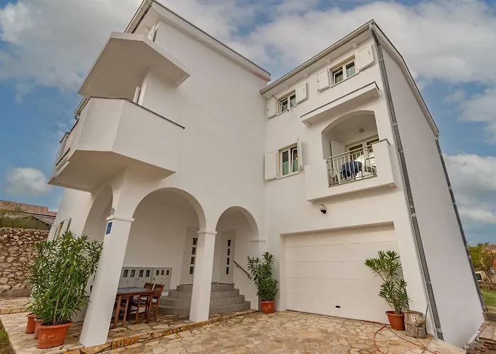 Haus Toni 아파트 *